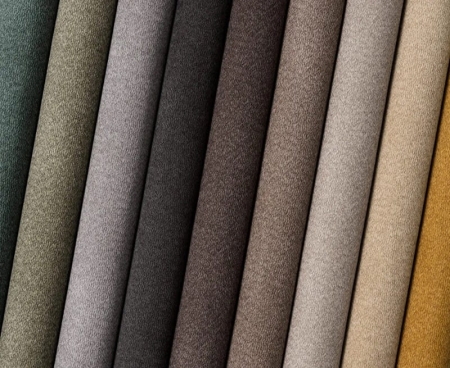 tkanina tapicerska MEVA o drobnej pętelkowej strukturze w stonowanej kolorystyce, zbliżenie faktury.jpg