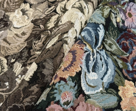 Tkanina tapicerska FLORIADE żakard w kwiaty w stylu vintage w odcieniach beżu i bordo.JPG